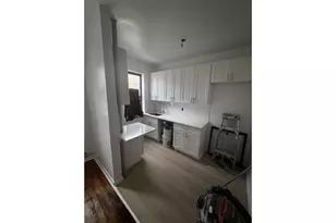 48-05 46th St, New York City, NY 11377 - Photo 3