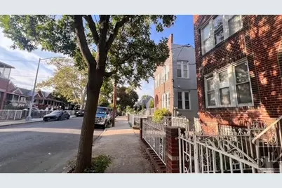 317 E 49th Street #2R, Brooklyn, NY 11203 - Photo 13