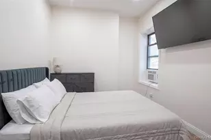 87-17 160th St, Jamaica, NY 11432 - Photo 7
