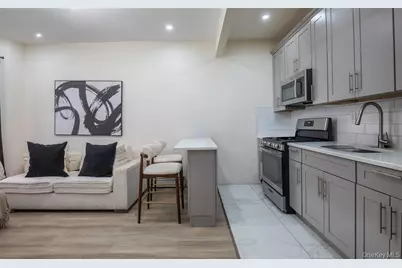 87-17 160th Street, Jamaica, NY 11432 - Photo 3