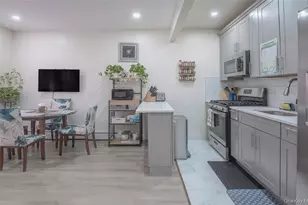 87-17 160th St, Jamaica, NY 11432 - Photo 13