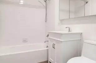 736 W 187th St, New York, NY 10033 - Photo 9