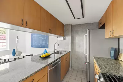 250 S End Avenue #1S, New York City, NY 10280 - Photo 3