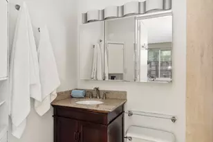 250 S End Ave, New York City, NY 10280 - Photo 7