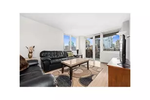 212 E 47th St, New York, NY 10017 - Photo 1