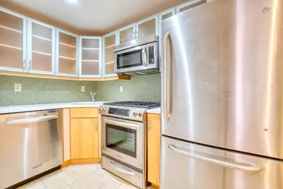 32-86 41st Street #3D, New York City, NY 11103 - Photo 5