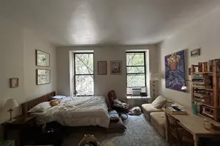 120 W 73rd St, New York City, NY 10023 - Photo 3