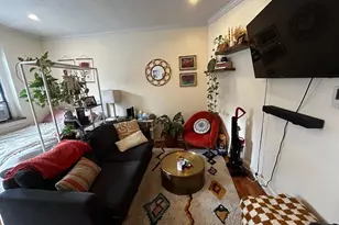 364 W 19th St, New York City, NY 10011 - Photo 3