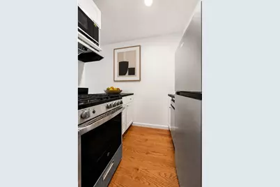 212 E 77th Street #4D, New York, NY 10075 - Photo 5