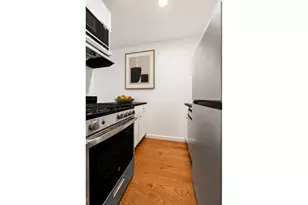 212 E 77th St, New York, NY 10075 - Photo 5