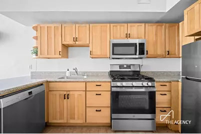726 Sackett Street #2L, New York City, NY 11238 - Photo 3