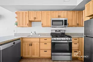 726 Sackett St, New York City, NY 11238 - Photo 3