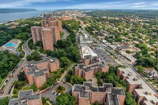 5610 Netherland Ave, Bronx, NY 10471 - Photo 9