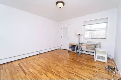 25-40 14th Place, Astoria, NY 11102 - Photo 3