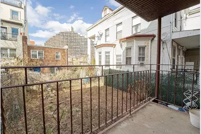 25-40 14th Place, Astoria, NY 11102 - Photo 5