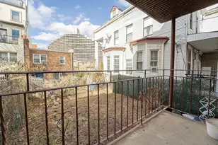 25-40 14th Pl, Astoria, NY 11102 - Photo 5