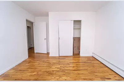 25-40 14th Place, Astoria, NY 11102 - Photo 7
