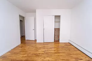 25-40 14th Pl, Astoria, NY 11102 - Photo 7