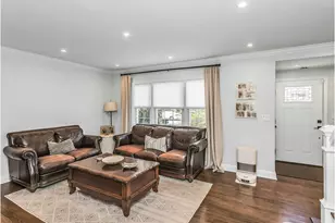 23-37 205th St, New York City, NY 11360 - Photo 5