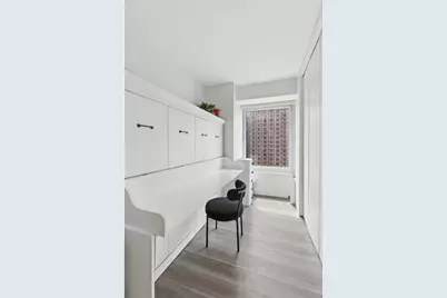 150 W 56th Street #2810, New York, NY 10019 - Photo 5
