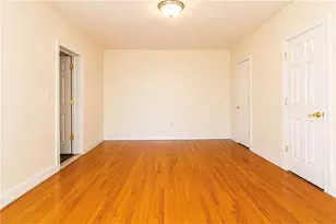 1289 E 19th St, New York City, NY 11230 - Photo 9