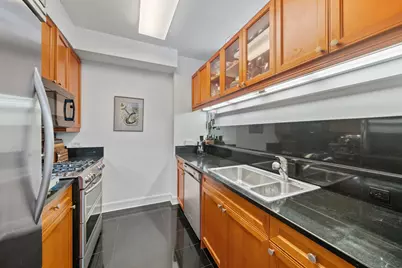 220 Riverside Boulevard #5-K, New York, NY 10069 - Photo 3