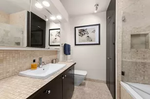 240 E 47th St, New York, NY 10017 - Photo 5
