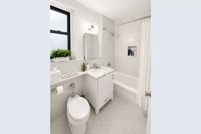 321 W 90th Street #1F, New York City, NY 10024 - Photo 5