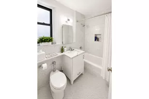 321 W 90th St, New York City, NY 10024 - Photo 5