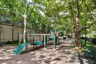 333 E 30th St, New York City, NY 10016 - Photo 27