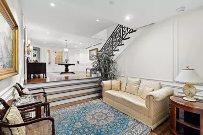 6 E 69th Street, New York, NY 10021 - Photo 5