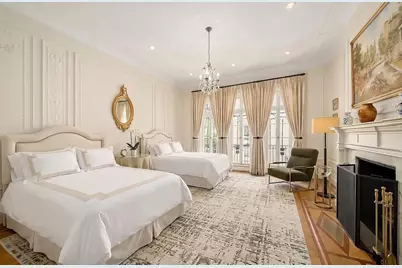6 E 69th Street, New York, NY 10021 - Photo 15