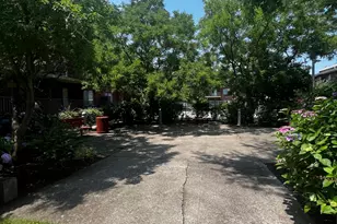 1431 E 108th St, New York City, NY 11236 - Photo 11