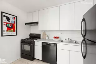 333 E 45th St, New York City, NY 10017 - Photo 3