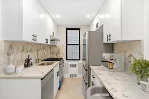54 E 8th St, New York City, NY 10003 - Photo 5