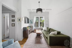467 Pacific St, New York City, NY 11217 - Photo 1