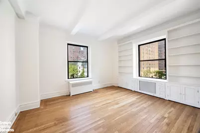 142 E 71st Street #4A, New York, NY 10021 - Photo 9