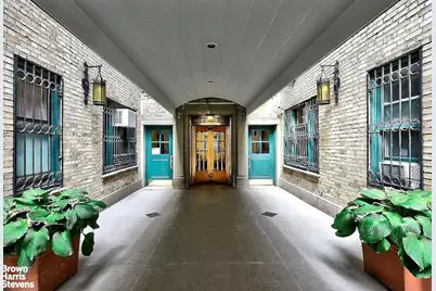 325 W 45th Street #601, New York City, NY 10036 - Photo 7