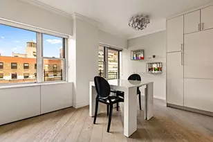 118 E 60th St, New York City, NY 10022 - Photo 11