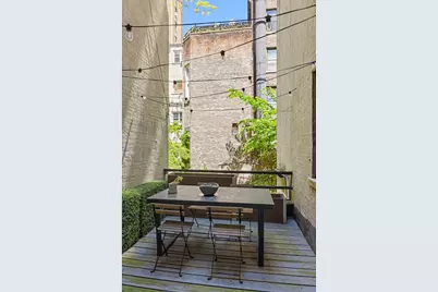 37 W 71st Street #TH, New York, NY 10023 - Photo 11