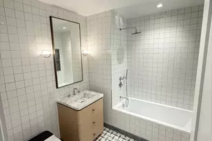 24-01 Queens Plaza N, Long Island City, NY 11101 - Photo 9
