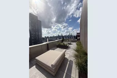 24-01 Queens Plaza N #504, Long Island City, NY 11101 - Photo 17