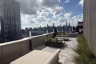 24-01 Queens Plaza N, Long Island City, NY 11101 - Photo 17