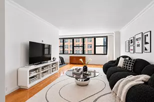 225 E 36th St, New York City, NY 10016 - Photo 5