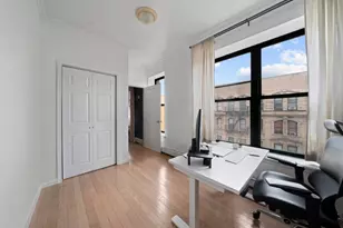 220 W 111th St, New York, NY 10026 - Photo 11