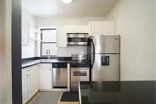 220 W 111th St, New York City, NY 10026 - Photo 7