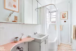 565 W 169th St, New York City, NY 10032 - Photo 17