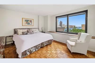 531 Main Street #1025, New York, NY 10044 - Photo 5