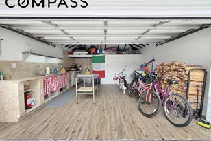 3925 Lyme Ave, New York City, NY 11224 - Photo 23