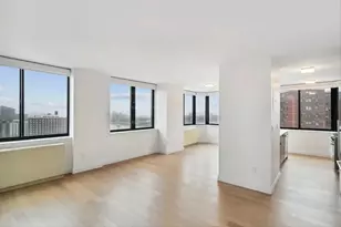 345 E 94th St, New York, NY 10128 - Photo 3